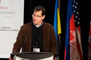 Rev. Kurt Reinhardt presents at the 2014 National Convention.